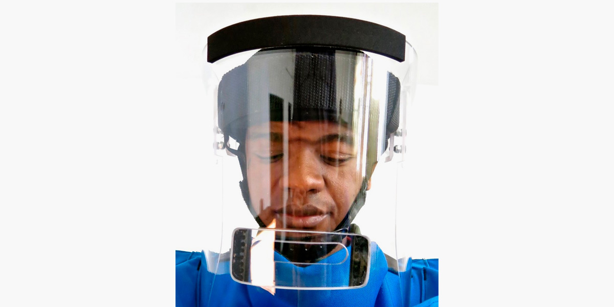 Read more about the article Safety Strategy: Visor for Humanitarian Demining from HOLDFAST SYSTEMS!